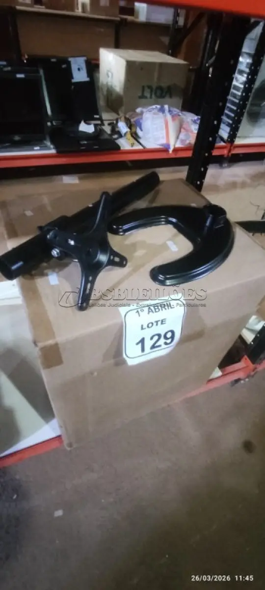 LOTE 129 - 06 SUPORTES PARA MONITORES MARCA DATEN. (NO ESTADO) ATENÇÃO! FAZER A VISITAÇÃO ANTES DE ARREMATAR, NÃO SABEMOS SE FUNCIONA, LEILÃO NÃO TEM GARANTIA E NEM DEVOLUÇÃO, SUJEITO A POSSÍVEIS AVARIAS VISÍVEIS/OCULTAS E/OU AUSÊNCIA DE COMPONENTES.
