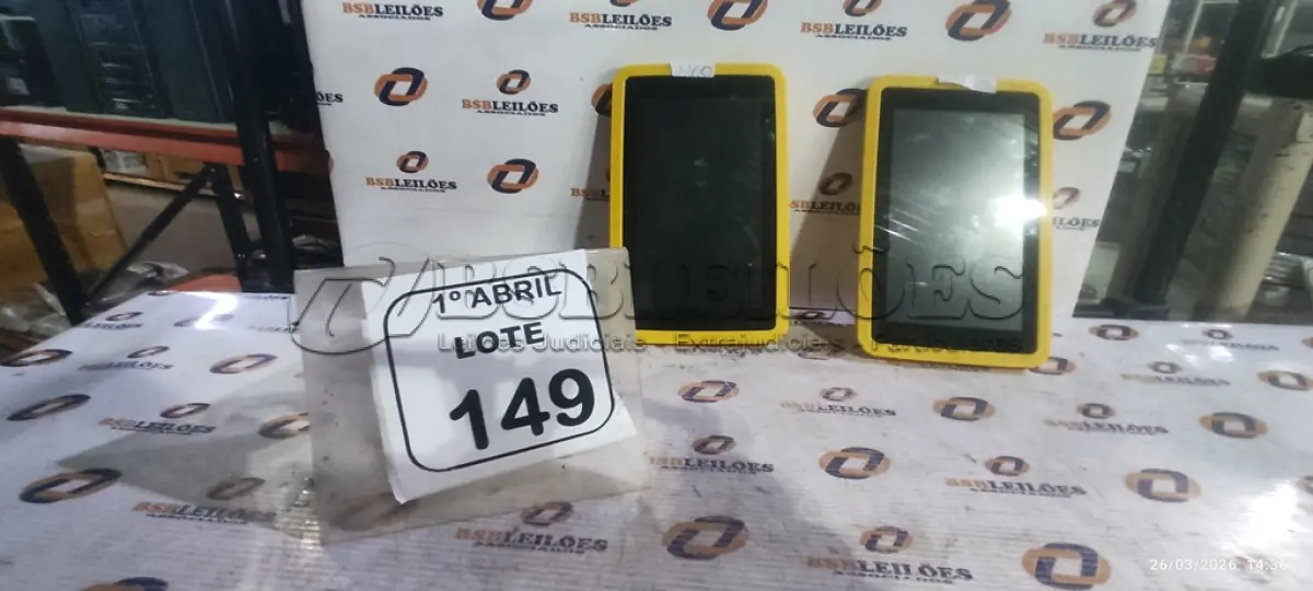 LOTE 149 - 02 TABLETS MARCA CCE. (NO ESTADO) ATENÇÃO! FAZER A VISITAÇÃO ANTES DE ARREMATAR, NÃO SABEMOS SE FUNCIONA, LEILÃO NÃO TEM GARANTIA E NEM DEVOLUÇÃO, SUJEITO A POSSÍVEIS AVARIAS VISÍVEIS/OCULTAS E/OU AUSÊNCIA DE COMPONENTES.