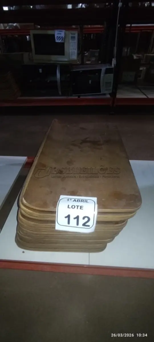 LOTE 112 - 20 PLACAS DE MADEIRA. (NO ESTADO) ATENÇÃO! FAZER A VISITAÇÃO ANTES DE ARREMATAR, NÃO SABEMOS SE FUNCIONA, LEILÃO NÃO TEM GARANTIA E NEM DEVOLUÇÃO, SUJEITO A POSSÍVEIS AVARIAS VISÍVEIS/OCULTAS E/OU AUSÊNCIA DE COMPONENTES.