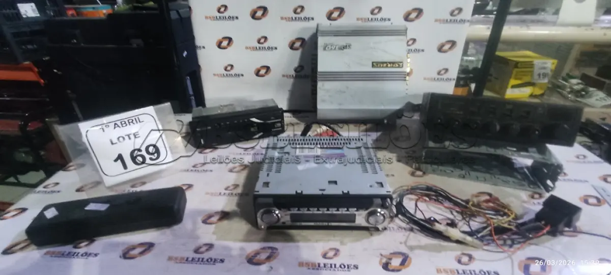 LOTE 169 - 01 APARELHO DE SOM AUTOMOTIVO, 01 RADIO PX MARCA ALAN 87 E 01 MODULO AMPLIFICADOR. (NO ESTADO) ATENÇÃO! FAZER A VISITAÇÃO ANTES DE ARREMATAR, NÃO SABEMOS SE FUNCIONA, LEILÃO NÃO TEM GARANTIA E NEM DEVOLUÇÃO, SUJEITO A POSSÍVEIS AVARIAS VISÍVEIS/OCULTAS E/OU AUSÊNCIA DE COMPONENTES.