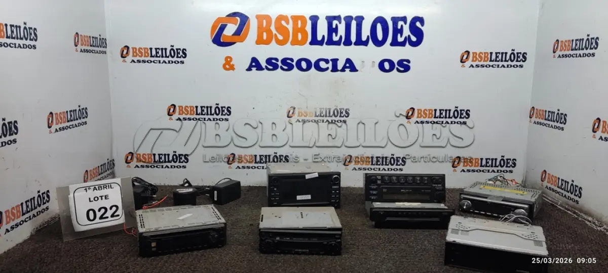 LOTE 022 - 07 APARELHOS DE SOM AUTOMOTIVO DE MARCAS E MODELOS DIVERSOS. (NO ESTADO) ATENÇÃO! FAZER A VISITAÇÃO ANTES DE ARREMATAR, NÃO SABEMOS SE FUNCIONA, LEILÃO NÃO TEM GARANTIA E NEM DEVOLUÇÃO, SUJEITO A POSSÍVEIS AVARIAS VISÍVEIS/OCULTAS E/OU AUSÊNCIA DE COMPONENTES.