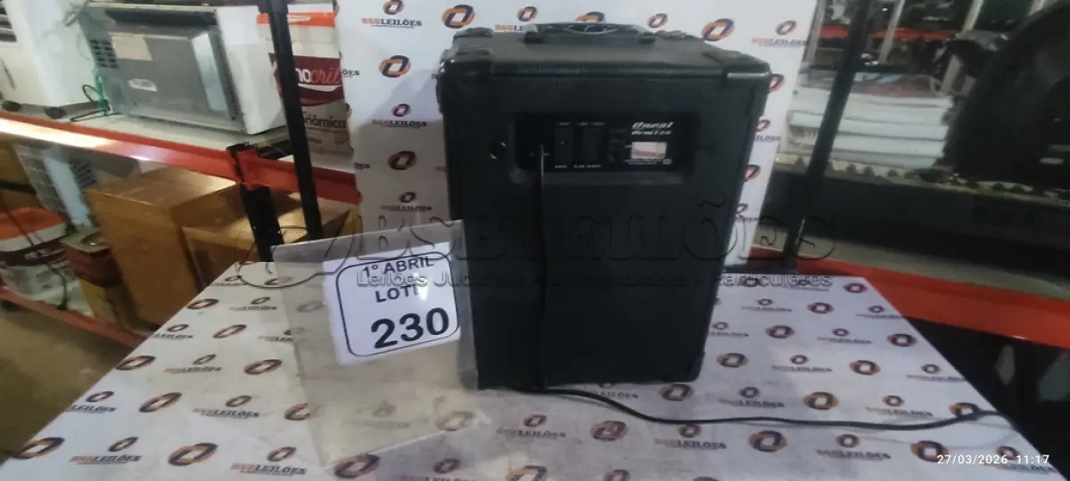 LOTE 230 - 01 CAIXA AMPLIFICADORA MODELO COM 126 MARCA ONEAL. (NO ESTADO) ATENÇÃO! FAZER A VISITAÇÃO ANTES DE ARREMATAR, NÃO SABEMOS SE FUNCIONA, LEILÃO NÃO TEM GARANTIA E NEM DEVOLUÇÃO, SUJEITO A POSSÍVEIS AVARIAS VISÍVEIS/OCULTAS E/OU AUSÊNCIA DE COMPONENTES.