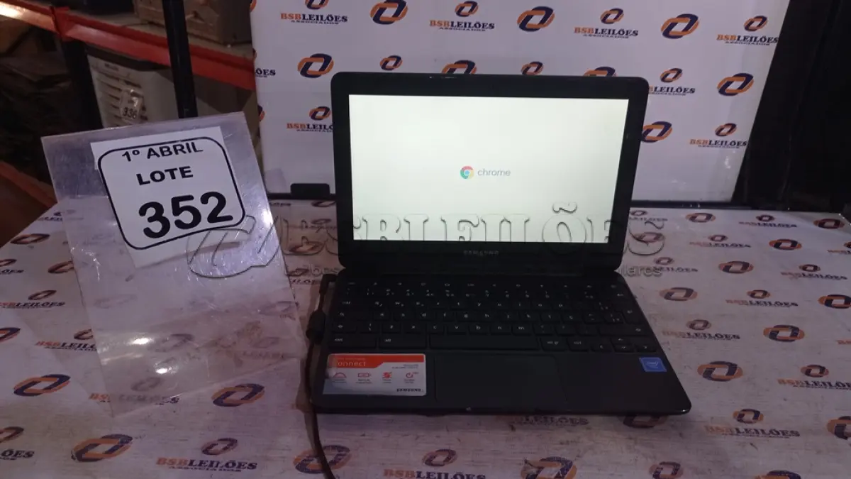 LOTE 352