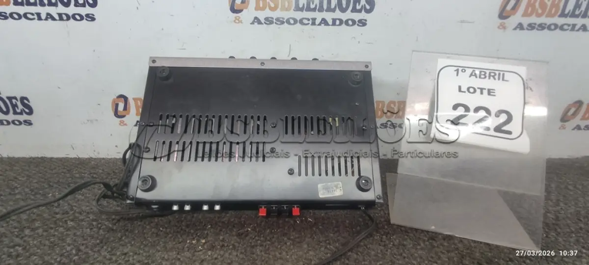 LOTE 222 - 01 AMPLIFICADOR MODELO SLIM 2000 MARCA FRAHM. (NO ESTADO) ATENÇÃO! FAZER A VISITAÇÃO ANTES DE ARREMATAR, NÃO SABEMOS SE FUNCIONA, LEILÃO NÃO TEM GARANTIA E NEM DEVOLUÇÃO, SUJEITO A POSSÍVEIS AVARIAS VISÍVEIS/OCULTAS E/OU AUSÊNCIA DE COMPONENTES.