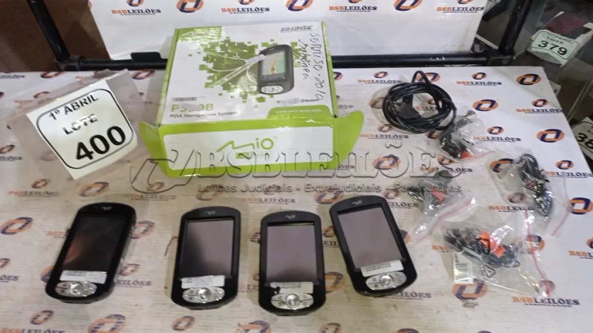 LOTE 400 - 04 APARELHOS DE GPS MARCA MIO. (NO ESTADO) ATENÇÃO! FAZER A VISITAÇÃO ANTES DE ARREMATAR, NÃO SABEMOS SE FUNCIONA, LEILÃO NÃO TEM GARANTIA E NEM DEVOLUÇÃO, SUJEITO A POSSÍVEIS AVARIAS VISÍVEIS/OCULTAS E/OU AUSÊNCIA DE COMPONENTES.