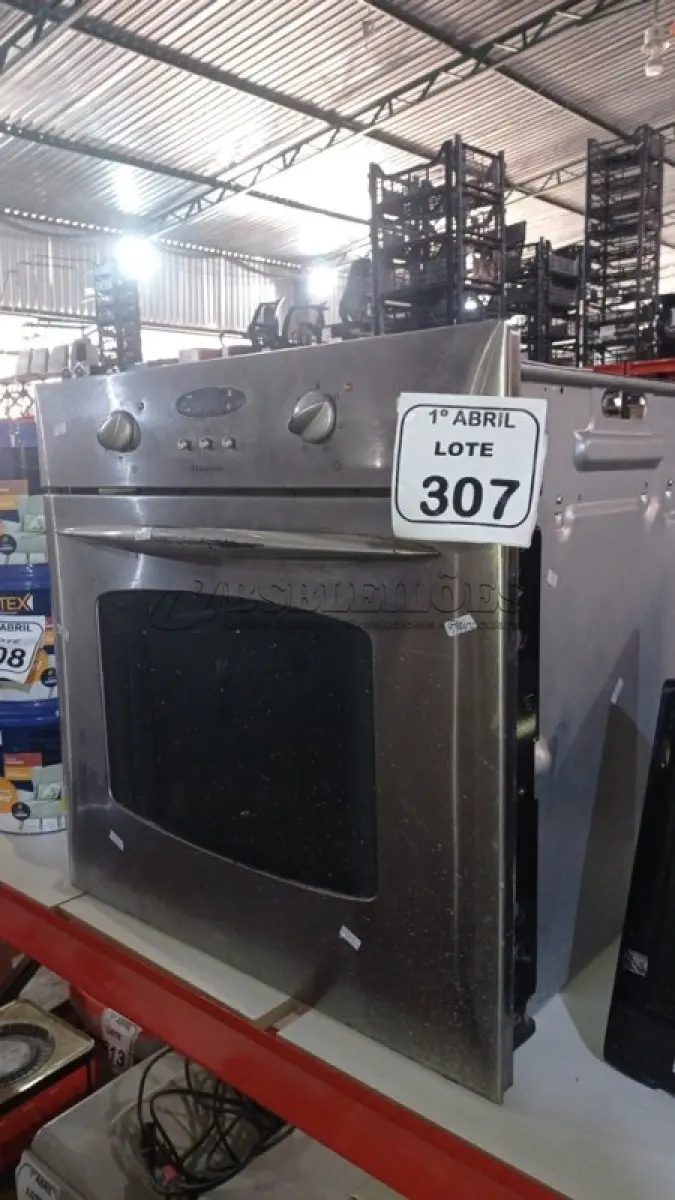LOTE 307 - 01 FORNO DE EMBUTIR MARCA ELECTROLUX. (NO ESTADO) ATENÇÃO! FAZER A VISITAÇÃO ANTES DE ARREMATAR, NÃO SABEMOS SE FUNCIONA, LEILÃO NÃO TEM GARANTIA E NEM DEVOLUÇÃO, SUJEITO A POSSÍVEIS AVARIAS VISÍVEIS/OCULTAS E/OU AUSÊNCIA DE COMPONENTES.