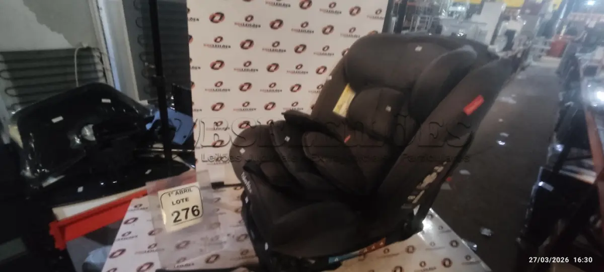LOTE 276 - 01 CADEIRINHA DE CRIANÇA PARA CARRO MARCA FISHER PRICE. (NO ESTADO) ATENÇÃO! FAZER A VISITAÇÃO ANTES DE ARREMATAR, NÃO SABEMOS SE FUNCIONA, LEILÃO NÃO TEM GARANTIA E NEM DEVOLUÇÃO, SUJEITO A POSSÍVEIS AVARIAS VISÍVEIS/OCULTAS E/OU AUSÊNCIA DE COMPONENTES.