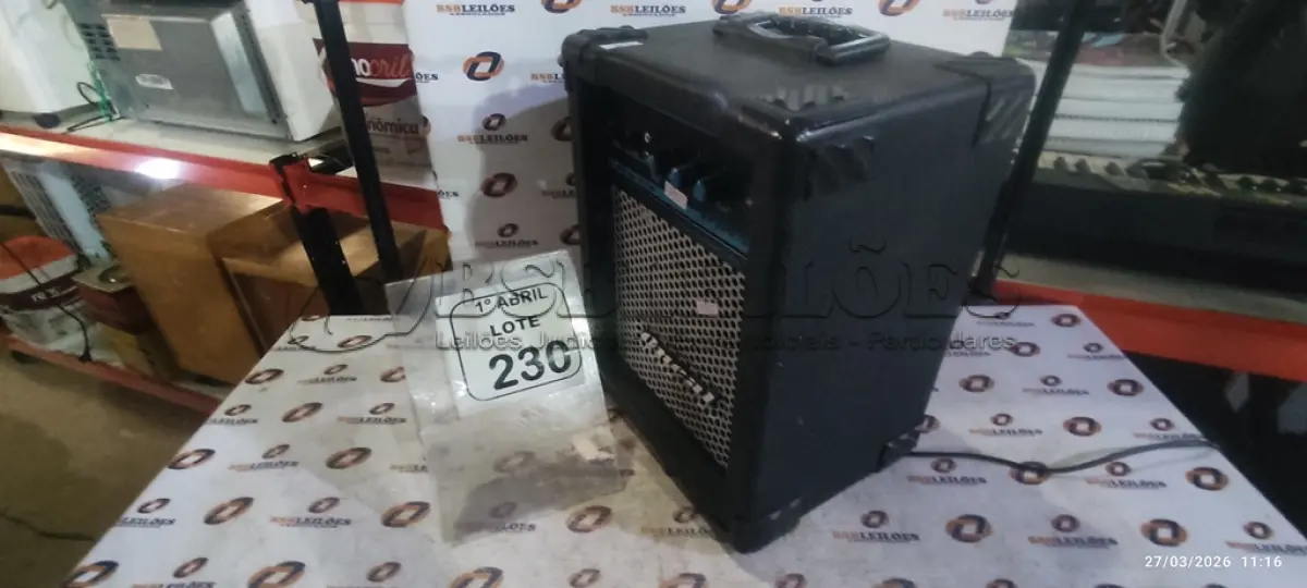 LOTE 230 - 01 CAIXA AMPLIFICADORA MODELO COM 126 MARCA ONEAL. (NO ESTADO) ATENÇÃO! FAZER A VISITAÇÃO ANTES DE ARREMATAR, NÃO SABEMOS SE FUNCIONA, LEILÃO NÃO TEM GARANTIA E NEM DEVOLUÇÃO, SUJEITO A POSSÍVEIS AVARIAS VISÍVEIS/OCULTAS E/OU AUSÊNCIA DE COMPONENTES.