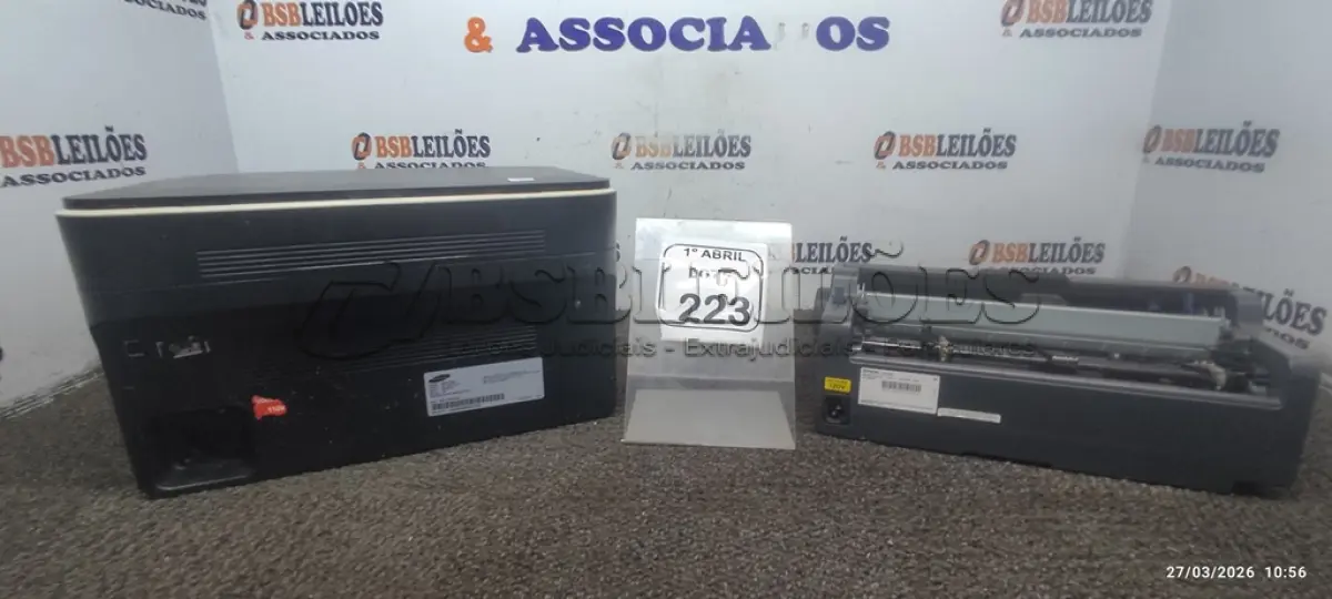 LOTE 223 - 02 IMPRESSORAS MARCAS EPSON E SAMSUNG. (NO ESTADO) ATENÇÃO! FAZER A VISITAÇÃO ANTES DE ARREMATAR, NÃO SABEMOS SE FUNCIONA, LEILÃO NÃO TEM GARANTIA E NEM DEVOLUÇÃO, SUJEITO A POSSÍVEIS AVARIAS VISÍVEIS/OCULTAS E/OU AUSÊNCIA DE COMPONENTES.