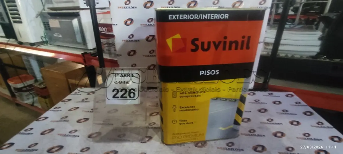 LOTE 226 - 01 LATA DE TINTA PARA PISOS EXTERIOR E INTERIOR COM 18L NA COR FOSCO CINZA ESCURO MARCA SUVINIL. (NO ESTADO) ATENÇÃO! FAZER A VISITAÇÃO ANTES DE ARREMATAR, NÃO SABEMOS SE FUNCIONA, LEILÃO NÃO TEM GARANTIA E NEM DEVOLUÇÃO, SUJEITO A POSSÍVEIS AVARIAS VISÍVEIS/OCULTAS E/OU AUSÊNCIA DE COMPONENTES.