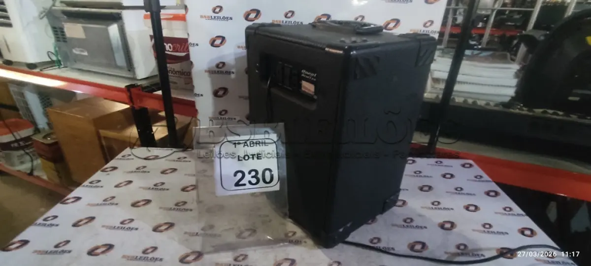LOTE 230 - 01 CAIXA AMPLIFICADORA MODELO COM 126 MARCA ONEAL. (NO ESTADO) ATENÇÃO! FAZER A VISITAÇÃO ANTES DE ARREMATAR, NÃO SABEMOS SE FUNCIONA, LEILÃO NÃO TEM GARANTIA E NEM DEVOLUÇÃO, SUJEITO A POSSÍVEIS AVARIAS VISÍVEIS/OCULTAS E/OU AUSÊNCIA DE COMPONENTES.