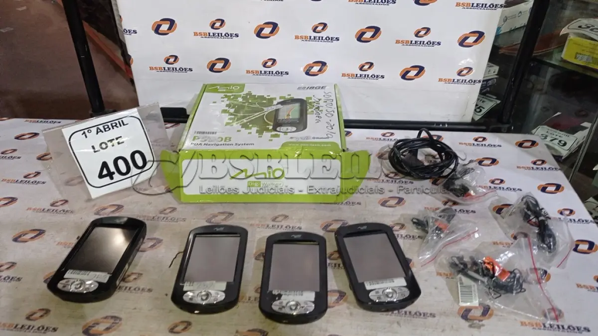 LOTE 400 - 04 APARELHOS DE GPS MARCA MIO. (NO ESTADO) ATENÇÃO! FAZER A VISITAÇÃO ANTES DE ARREMATAR, NÃO SABEMOS SE FUNCIONA, LEILÃO NÃO TEM GARANTIA E NEM DEVOLUÇÃO, SUJEITO A POSSÍVEIS AVARIAS VISÍVEIS/OCULTAS E/OU AUSÊNCIA DE COMPONENTES.