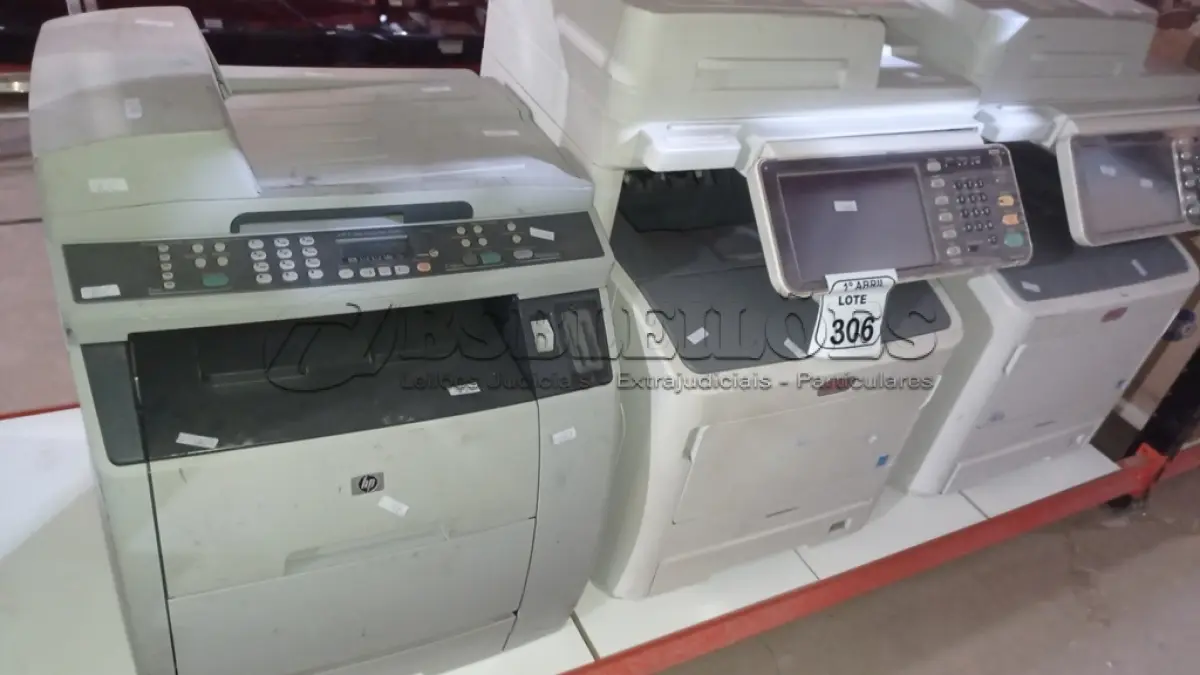 LOTE 306 - 01 IMPRESSORA MARCA HP E 02 IMPRESSORAS MARCA OKI. (NO ESTADO) ATENÇÃO! FAZER A VISITAÇÃO ANTES DE ARREMATAR, NÃO SABEMOS SE FUNCIONA, LEILÃO NÃO TEM GARANTIA E NEM DEVOLUÇÃO, SUJEITO A POSSÍVEIS AVARIAS VISÍVEIS/OCULTAS E/OU AUSÊNCIA DE COMPONENTES.