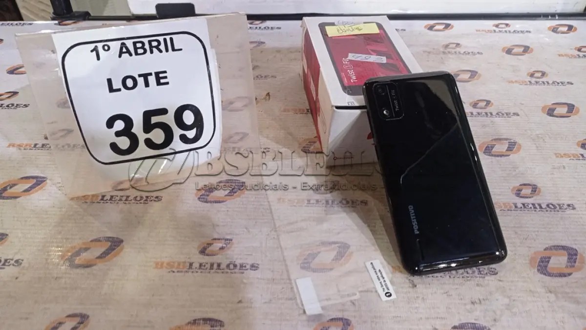 LOTE 359 - 01 SMARTFONE MODELO TWIST MARCA POSITIVO. (NO ESTADO) ATENÇÃO! FAZER A VISITAÇÃO ANTES DE ARREMATAR, NÃO SABEMOS SE FUNCIONA, LEILÃO NÃO TEM GARANTIA E NEM DEVOLUÇÃO, SUJEITO A POSSÍVEIS AVARIAS VISÍVEIS/OCULTAS E/OU AUSÊNCIA DE COMPONENTES.