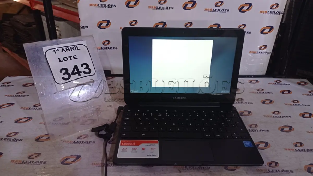 LOTE 343 - 01 CHROMEBOOK 16GB MEMÓRIA 2GB LINHA CONNECT MARCA SAMSUNG COM FONTE. (NO ESTADO) ATENÇÃO! FAZER A VISITAÇÃO ANTES DE ARREMATAR, NÃO SABEMOS SE FUNCIONA, LEILÃO NÃO TEM GARANTIA E NEM DEVOLUÇÃO, SUJEITO A POSSÍVEIS AVARIAS VISÍVEIS/OCULTAS E/OU AUSÊNCIA DE COMPONENTES.