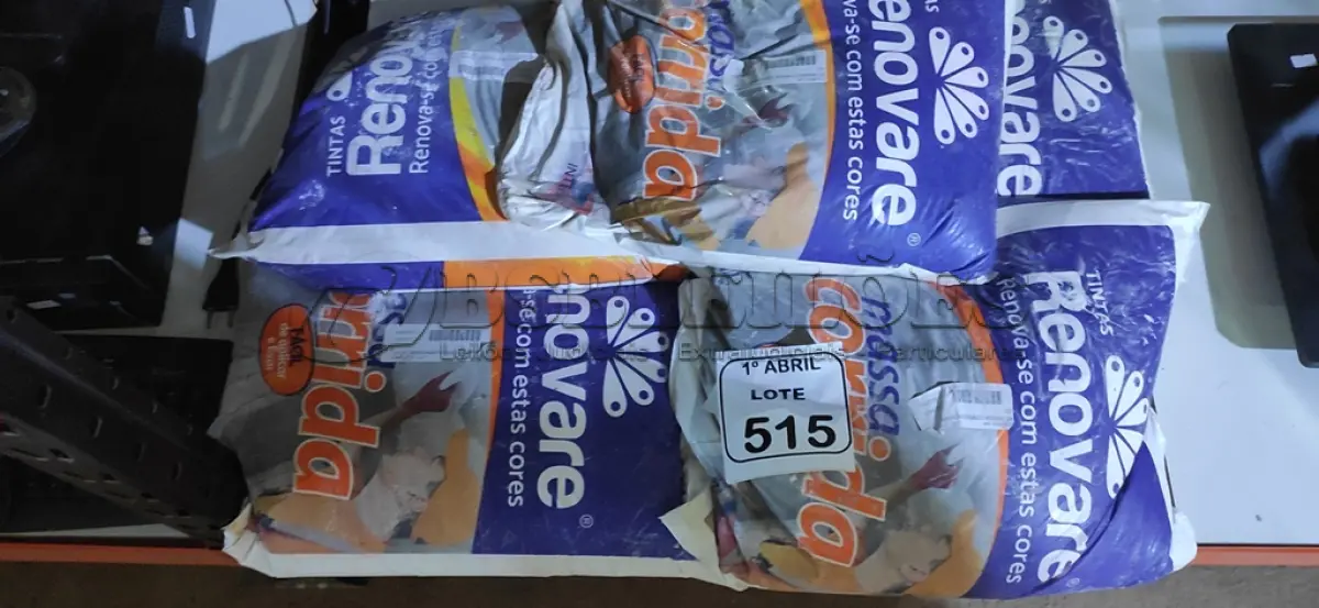 LOTE 515 - 05 PACOTES DE MASSA CORRIDA DE 15KG CADA MARCA RENOVARE. (NO ESTADO) ATENÇÃO! FAZER A VISITAÇÃO ANTES DE ARREMATAR, NÃO SABEMOS SE FUNCIONA, LEILÃO NÃO TEM GARANTIA E NEM DEVOLUÇÃO, SUJEITO A POSSÍVEIS AVARIAS VISÍVEIS/OCULTAS E/OU AUSÊNCIA DE COMPONENTES.