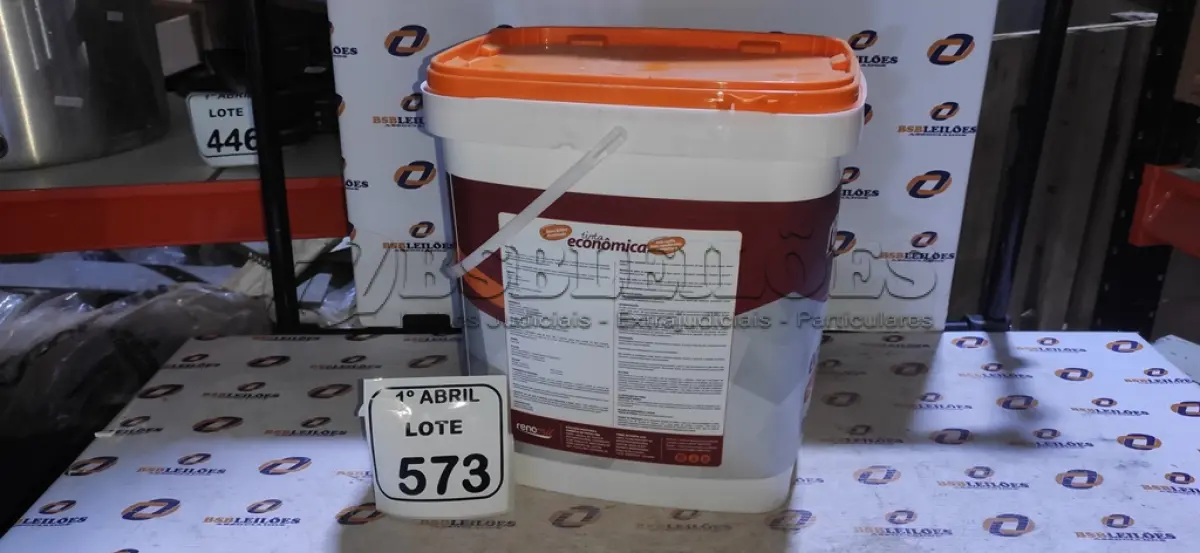 LOTE 573 - 01 BALDE DE TINTA ECONÔMICA SEMI BRILHO PARA INTERIORES E EXTERIORES DE 16L NA COR BRANCO NEVE MARCA RENOCRIL. (NO ESTADO) ATENÇÃO! FAZER A VISITAÇÃO ANTES DE ARREMATAR, NÃO SABEMOS SE FUNCIONA, LEILÃO NÃO TEM GARANTIA E NEM DEVOLUÇÃO, SUJEITO A POSSÍVEIS AVARIAS VISÍVEIS/OCULTAS E/OU AUSÊNCIA DE COMPONENTES.