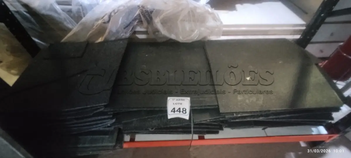 LOTE 448 - 01 LOTE COM GRANDE QUANTIDADE DE TAPETES EMBORRACHADOS. (NO ESTADO) ATENÇÃO! FAZER A VISITAÇÃO ANTES DE ARREMATAR, NÃO SABEMOS SE FUNCIONA, LEILÃO NÃO TEM GARANTIA E NEM DEVOLUÇÃO, SUJEITO A POSSÍVEIS AVARIAS VISÍVEIS/OCULTAS E/OU AUSÊNCIA DE COMPONENTES.