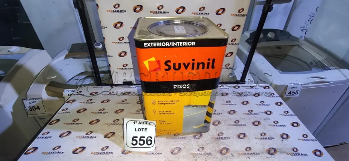 LOTE 556 - 01 LATA DE TINTA PARA PISOS DE 18L NA COR FOSCO CINZA ESCURO MARCA SUVINIL. (NO ESTADO) ATENÇÃO! FAZER A VISITAÇÃO ANTES DE ARREMATAR, NÃO SABEMOS SE FUNCIONA, LEILÃO NÃO TEM GARANTIA E NEM DEVOLUÇÃO, SUJEITO A POSSÍVEIS AVARIAS VISÍVEIS/OCULTAS E/OU AUSÊNCIA DE COMPONENTES.