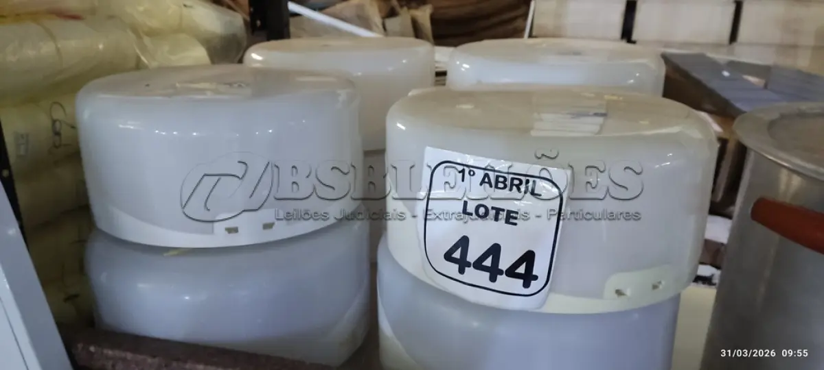 LOTE 444 - 12 DISPENSES DE PAPEL. (NO ESTADO) ATENÇÃO! FAZER A VISITAÇÃO ANTES DE ARREMATAR, NÃO SABEMOS SE FUNCIONA, LEILÃO NÃO TEM GARANTIA E NEM DEVOLUÇÃO, SUJEITO A POSSÍVEIS AVARIAS VISÍVEIS/OCULTAS E/OU AUSÊNCIA DE COMPONENTES.