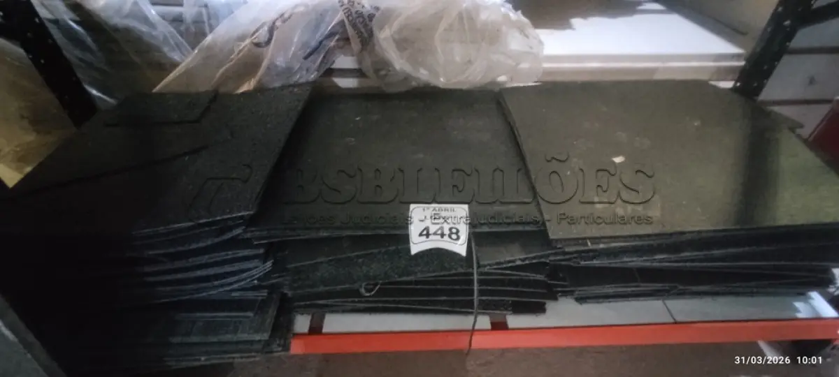 LOTE 448 - 01 LOTE COM GRANDE QUANTIDADE DE TAPETES EMBORRACHADOS. (NO ESTADO) ATENÇÃO! FAZER A VISITAÇÃO ANTES DE ARREMATAR, NÃO SABEMOS SE FUNCIONA, LEILÃO NÃO TEM GARANTIA E NEM DEVOLUÇÃO, SUJEITO A POSSÍVEIS AVARIAS VISÍVEIS/OCULTAS E/OU AUSÊNCIA DE COMPONENTES.