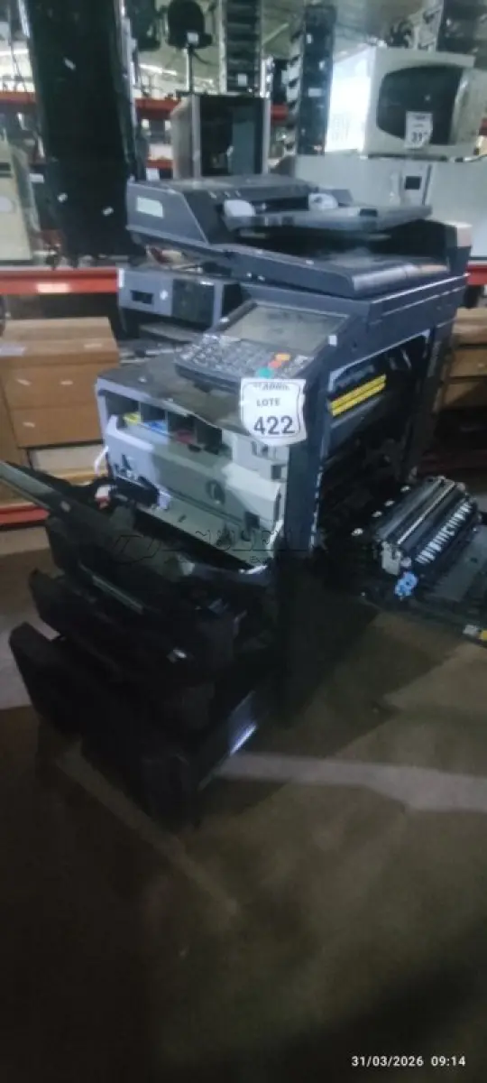 LOTE 422 - 01 COPIADORA TASKALFA 2551CI 110V MARCA KYOCERA. (NO ESTADO) ATENÇÃO! FAZER A VISITAÇÃO ANTES DE ARREMATAR, NÃO SABEMOS SE FUNCIONA, LEILÃO NÃO TEM GARANTIA E NEM DEVOLUÇÃO, SUJEITO A POSSÍVEIS AVARIAS VISÍVEIS/OCULTAS E/OU AUSÊNCIA DE COMPONENTES.