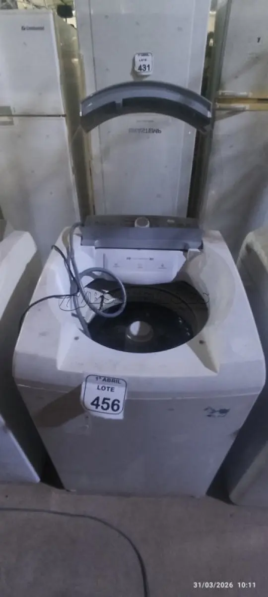 LOTE 456 - 01 MÁQUINA DE LAVAR DE 11 KG 220V MARCA BASTEMP. (NO ESTADO) ATENÇÃO! FAZER A VISITAÇÃO ANTES DE ARREMATAR, NÃO SABEMOS SE FUNCIONA, LEILÃO NÃO TEM GARANTIA E NEM DEVOLUÇÃO, SUJEITO A POSSÍVEIS AVARIAS VISÍVEIS/OCULTAS E/OU AUSÊNCIA DE COMPONENTES.