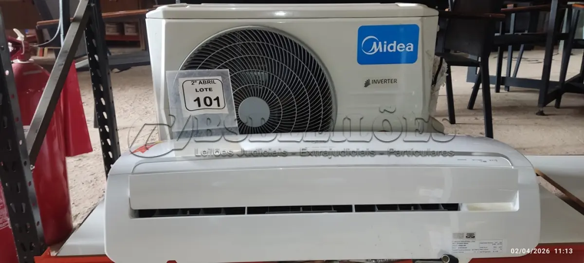 LOTE 101 - 01 AR CONDICIONADOR MIDEA INVERTER 18.000 BTUS. (NO ESTADO) ATENÇÃO! FAZER A VISITAÇÃO ANTES DE ARREMATAR, NÃO SABEMOS SE FUNCIONA, LEILÃO NÃO TEM GARANTIA E NEM DEVOLUÇÃO, SUJEITO A POSSÍVEIS AVARIAS VISÍVEIS/OCULTAS E/OU AUSÊNCIA DE COMPONENTES.