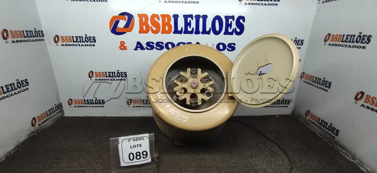 LOTE 089 - 01 CENTRIFUGADOR EXCELSA BABY MARCA FANEM. (NO ESTADO) ATENÇÃO! FAZER A VISITAÇÃO ANTES DE ARREMATAR, NÃO SABEMOS SE FUNCIONA, LEILÃO NÃO TEM GARANTIA E NEM DEVOLUÇÃO, SUJEITO A POSSÍVEIS AVARIAS VISÍVEIS/OCULTAS E/OU AUSÊNCIA DE COMPONENTES.