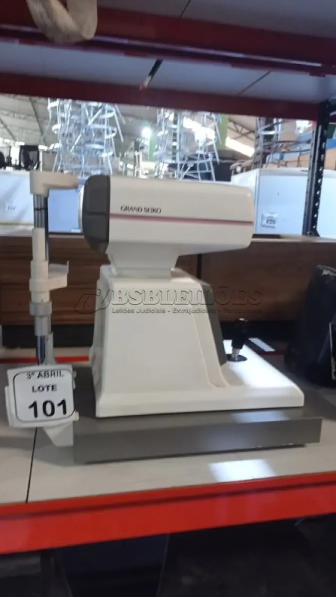 LOTE 101 - 01 AUTO REFRATOR MODELO GRK-1 MARCA GRAND SEIKO. (NO ESTADO) ATENÇÃO! FAZER A VISITAÇÃO ANTES DE ARREMATAR, NÃO SABEMOS SE FUNCIONA, LEILÃO NÃO TEM GARANTIA E NEM DEVOLUÇÃO, SUJEITO A POSSÍVEIS AVARIAS VISÍVEIS/OCULTAS E/OU AUSÊNCIA DE COMPONENTES.