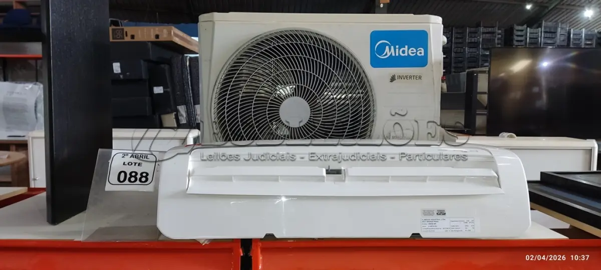 LOTE 088 - 01 AR-CONDICIONADO MIDEA INVERTER 12.000BTUS. (NO ESTADO) ATENÇÃO! FAZER A VISITAÇÃO ANTES DE ARREMATAR, NÃO SABEMOS SE FUNCIONA, LEILÃO NÃO TEM GARANTIA E NEM DEVOLUÇÃO, SUJEITO A POSSÍVEIS AVARIAS VISÍVEIS/OCULTAS E/OU AUSÊNCIA DE COMPONENTES.