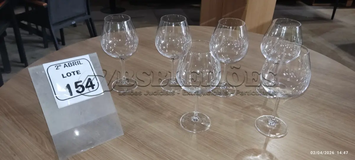LOTE 154 - 06 TAÇAS PARA VINHOS. (NO ESTADO) ATENÇÃO! FAZER A VISITAÇÃO ANTES DE ARREMATAR, NÃO SABEMOS SE FUNCIONA, LEILÃO NÃO TEM GARANTIA E NEM DEVOLUÇÃO, SUJEITO A POSSÍVEIS AVARIAS VISÍVEIS/OCULTAS E/OU AUSÊNCIA DE COMPONENTES.