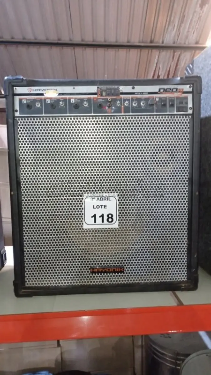 LOTE 118 - 01 CAIXA DE SOM AMPLIFICADORA MARCA HAYONIK MODELO PRC 360 CICLOTRON. (NO ESTADO) ATENÇÃO! FAZER A VISITAÇÃO ANTES DE ARREMATAR, NÃO SABEMOS SE FUNCIONA, LEILÃO NÃO TEM GARANTIA E NEM DEVOLUÇÃO, SUJEITO A POSSÍVEIS AVARIAS VISÍVEIS/OCULTAS E/OU AUSÊNCIA DE COMPONENTES.