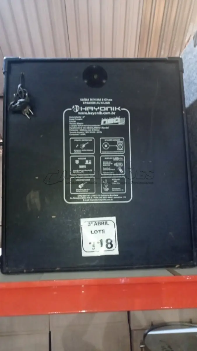 LOTE 118 - 01 CAIXA DE SOM AMPLIFICADORA MARCA HAYONIK MODELO PRC 360 CICLOTRON. (NO ESTADO) ATENÇÃO! FAZER A VISITAÇÃO ANTES DE ARREMATAR, NÃO SABEMOS SE FUNCIONA, LEILÃO NÃO TEM GARANTIA E NEM DEVOLUÇÃO, SUJEITO A POSSÍVEIS AVARIAS VISÍVEIS/OCULTAS E/OU AUSÊNCIA DE COMPONENTES.