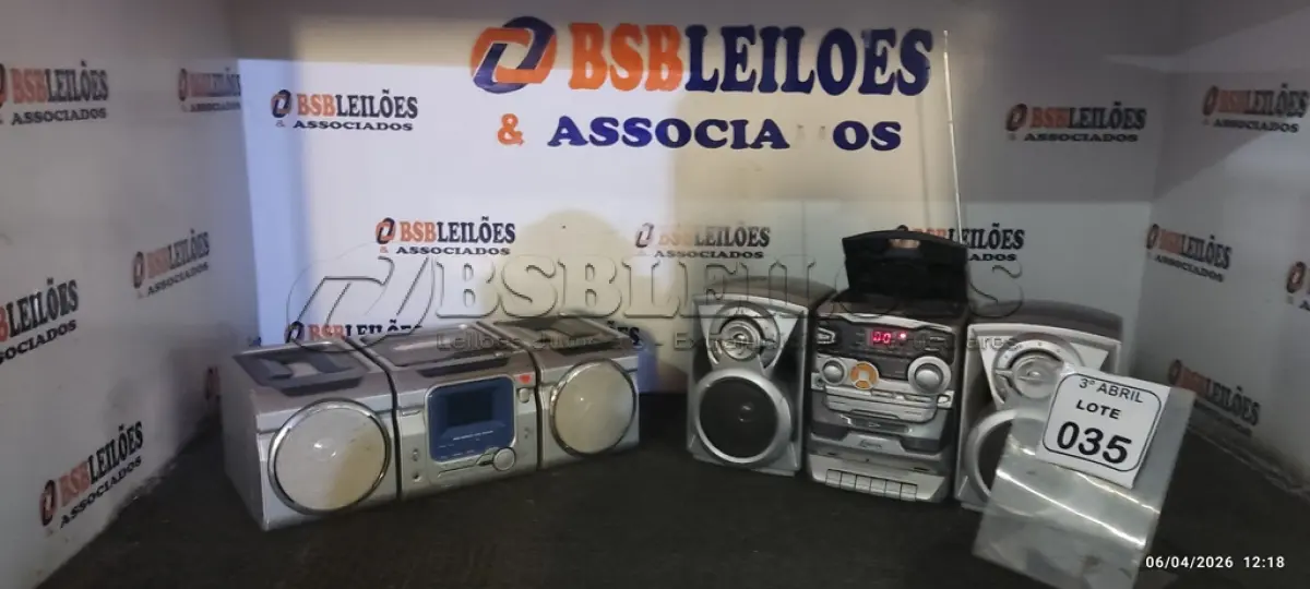 LOTE 035 - 02 MINIS SYSTENS COM CAIXAS ACOPLADAS MARCAS LENOX E NKS SOUND. ATENÇÃO! FAZER A VISITAÇÃO ANTES DE ARREMATAR, NÃO SABEMOS SE FUNCIONA, LEILÃO NÃO TEM GARANTIA E NEM DEVOLUÇÃO, SUJEITO A POSSÍVEIS AVARIAS VISÍVEIS/OCULTAS E/OU AUSÊNCIA DE COMPONENTES.