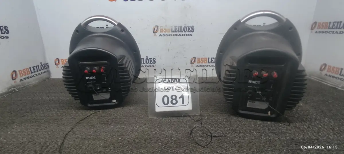 LOTE 081 - 02 CAIXAS DE SOM MODELO 601205-3 MARCA MAX. (NO ESTADO) ATENÇÃO! FAZER A VISITAÇÃO ANTES DE ARREMATAR, NÃO SABEMOS SE FUNCIONA, LEILÃO NÃO TEM GARANTIA E NEM DEVOLUÇÃO, SUJEITO A POSSÍVEIS AVARIAS VISÍVEIS/OCULTAS E/OU AUSÊNCIA DE COMPONENTES.