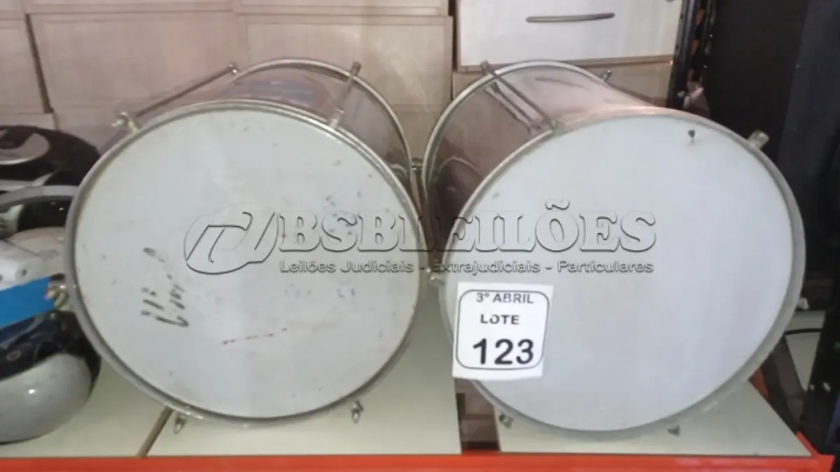 LOTE 123 - 02 REPINIQUE DE ALUMÍNIO. (NO ESTADO) ATENÇÃO! FAZER A VISITAÇÃO ANTES DE ARREMATAR, NÃO SABEMOS SE FUNCIONA, LEILÃO NÃO TEM GARANTIA E NEM DEVOLUÇÃO, SUJEITO A POSSÍVEIS AVARIAS VISÍVEIS/OCULTAS E/OU AUSÊNCIA DE COMPONENTES.