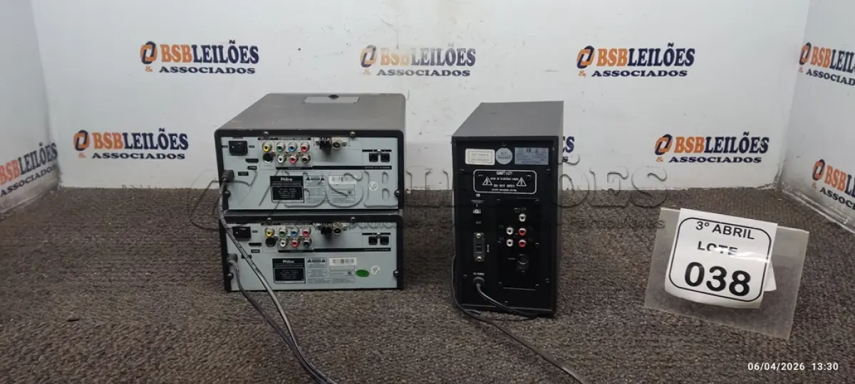 LOTE 038 - 01 CAIXA SUBWOOFER MARCA CLONE E 02 MICROS SYSTEMS MODELO PH675 PHICOL. (NO ESTADO) ATENÇÃO! FAZER A VISITAÇÃO ANTES DE ARREMATAR, NÃO SABEMOS SE FUNCIONA, LEILÃO NÃO TEM GARANTIA E NEM DEVOLUÇÃO, SUJEITO A POSSÍVEIS AVARIAS VISÍVEIS/OCULTAS E/OU AUSÊNCIA DE COMPONENTES.