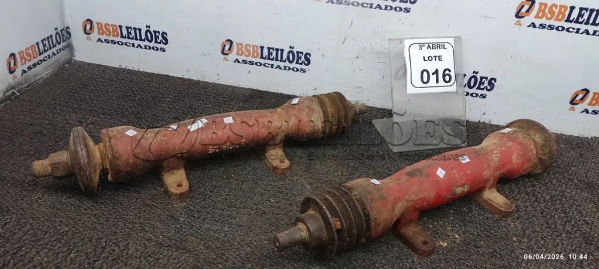 LOTE 016 - 02 EIXOS DE SERRA CIRCULAR. (NO ESTADO) ATENÇÃO! FAZER A VISITAÇÃO ANTES DE ARREMATAR, NÃO SABEMOS SE FUNCIONA, LEILÃO NÃO TEM GARANTIA E NEM DEVOLUÇÃO, SUJEITO A POSSÍVEIS AVARIAS VISÍVEIS/OCULTAS E/OU AUSÊNCIA DE COMPONENTES.