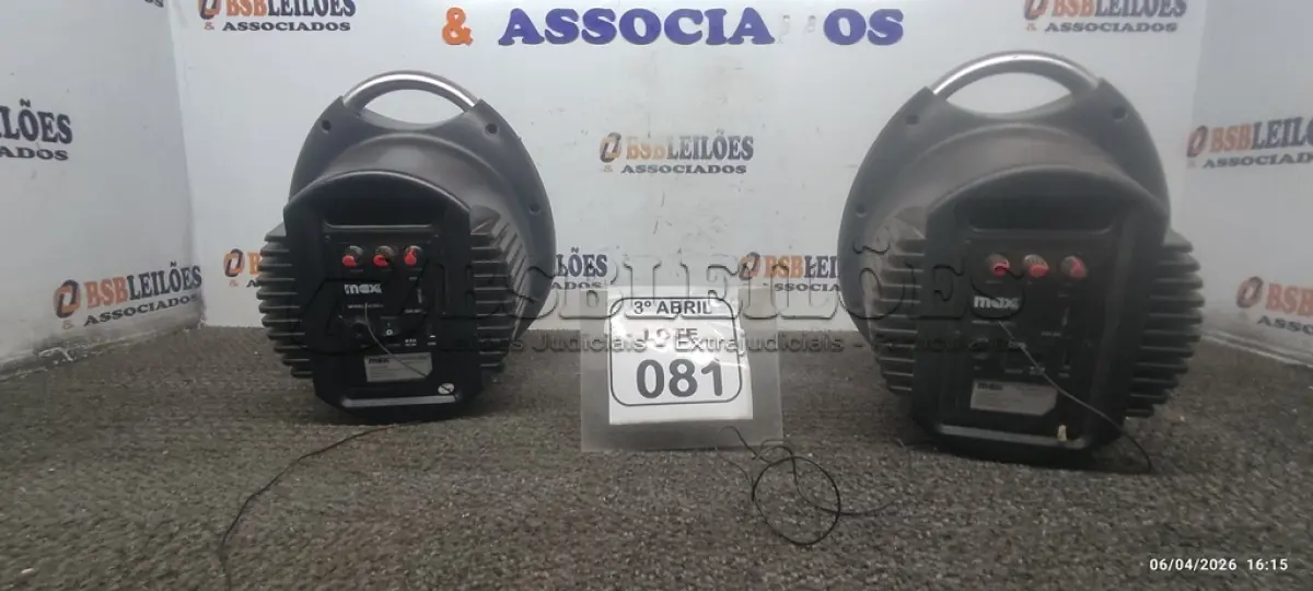 LOTE 081 - 02 CAIXAS DE SOM MODELO 601205-3 MARCA MAX. (NO ESTADO) ATENÇÃO! FAZER A VISITAÇÃO ANTES DE ARREMATAR, NÃO SABEMOS SE FUNCIONA, LEILÃO NÃO TEM GARANTIA E NEM DEVOLUÇÃO, SUJEITO A POSSÍVEIS AVARIAS VISÍVEIS/OCULTAS E/OU AUSÊNCIA DE COMPONENTES.