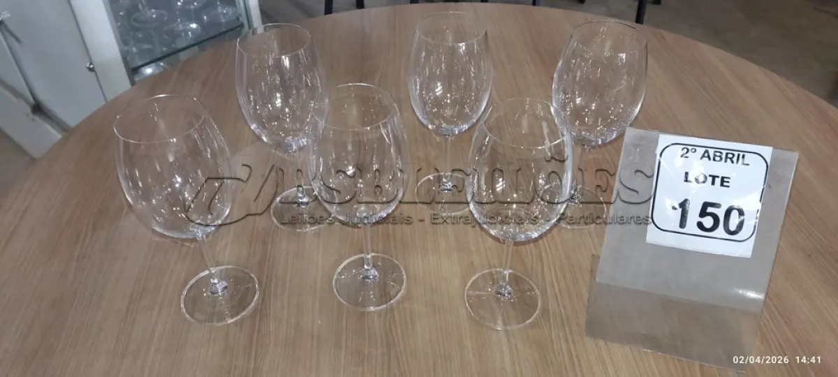 LOTE 150 - 06 TAÇAS DE CRISTAL PARA VINHOS. (NO ESTADO) ATENÇÃO! FAZER A VISITAÇÃO ANTES DE ARREMATAR, NÃO SABEMOS SE FUNCIONA, LEILÃO NÃO TEM GARANTIA E NEM DEVOLUÇÃO, SUJEITO A POSSÍVEIS AVARIAS VISÍVEIS/OCULTAS E/OU AUSÊNCIA DE COMPONENTES.