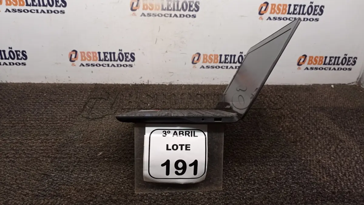 LOTE 191 - 01 CHROMEBOOK 16GB E.MMC MEMORIA 2GB LINHA CONNECT MARCA SAMSUNG SEM FONTE. (NO ESTADO) ATENÇÃO! FAZER A VISITAÇÃO ANTES DE ARREMATAR, NÃO SABEMOS SE FUNCIONA, LEILÃO NÃO TEM GARANTIA E NEM DEVOLUÇÃO, SUJEITO A POSSÍVEIS AVARIAS VISÍVEIS/OCULTAS E/OU AUSÊNCIA DE COMPONENTES.