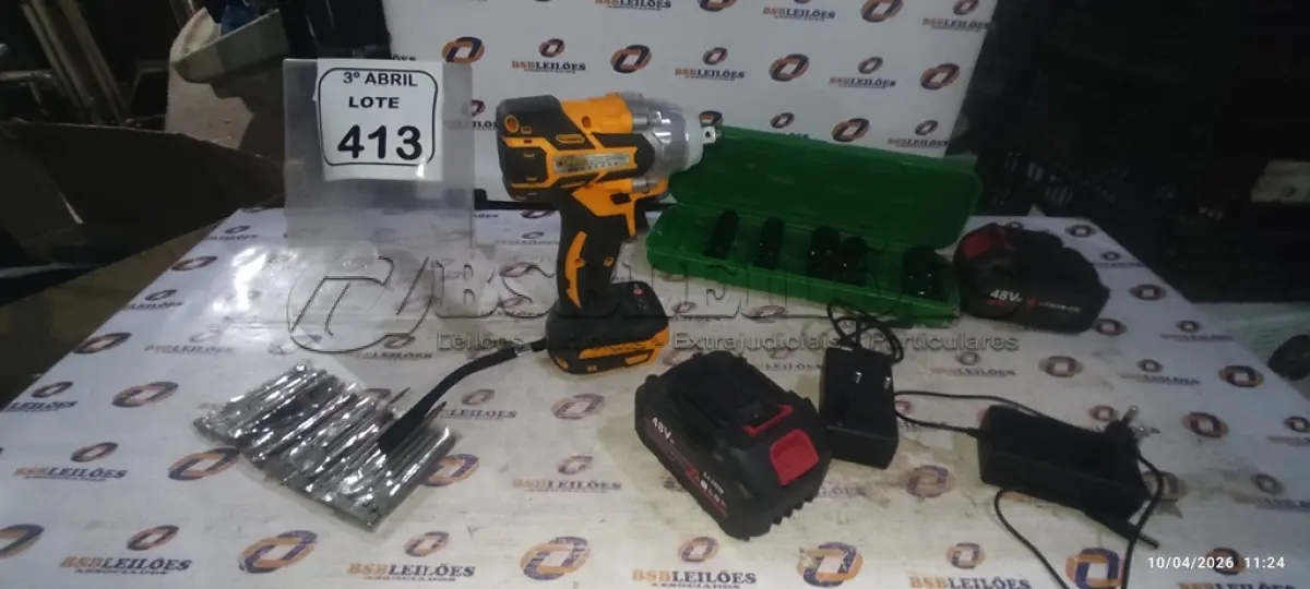 LOTE 413 - 01 PARAFUSADEIRA COM 02 BATERIAS E ACESSORIOS MARCA OIVIDA, 02 FONTES DE ENERGIA (NO ESTADO) ATENÇÃO! FAZER A VISITAÇÃO ANTES DE ARREMATAR, NÃO SABEMOS SE FUNCIONA, LEILÃO NÃO TEM GARANTIA E NEM DEVOLUÇÃO, SUJEITO A POSSÍVEIS AVARIAS VISÍVEIS/OCULTAS E/OU AUSÊNCIA DE COMPONENTES.