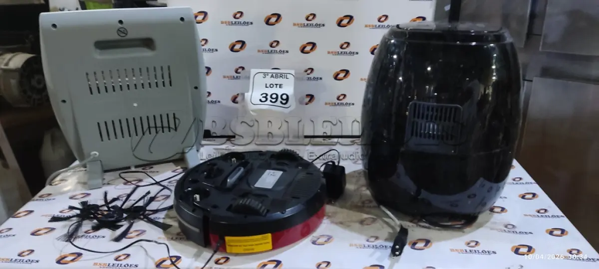 LOTE 399 - 01 AQUECEDOR MONDIAL E 01 AIR FRYER E 01 ASPIRADOR ROBÕ. (NO ESTADO) ATENÇÃO! FAZER A VISITAÇÃO ANTES DE ARREMATAR, NÃO SABEMOS SE FUNCIONA, LEILÃO NÃO TEM GARANTIA E NEM DEVOLUÇÃO, SUJEITO A POSSÍVEIS AVARIAS VISÍVEIS/OCULTAS E/OU AUSÊNCIA DE COMPONENTES.