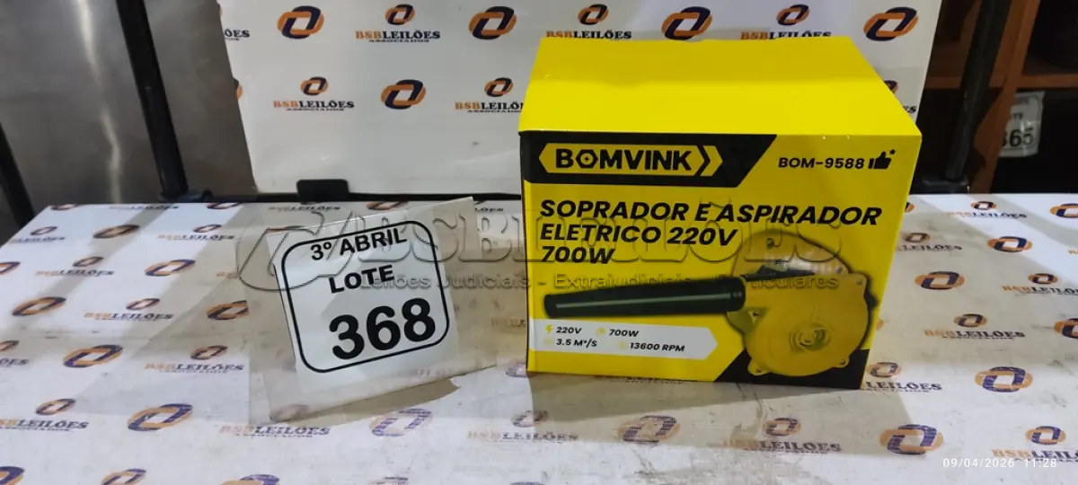 LOTE 368 - 01 SOPRADOR E ASPIRADOR ELÉTRICO 700W 220V. (NO ESTADO) ATENÇÃO! FAZER A VISITAÇÃO ANTES DE ARREMATAR, NÃO SABEMOS SE FUNCIONA, LEILÃO NÃO TEM GARANTIA E NEM DEVOLUÇÃO, SUJEITO A POSSÍVEIS AVARIAS VISÍVEIS/OCULTAS E/OU AUSÊNCIA DE COMPONENTES.