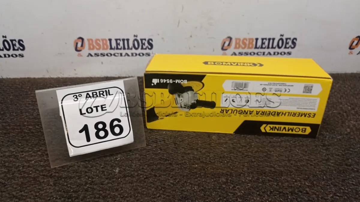 LOTE 186 - 01 ESMERILHADEIRA ANGULAR 220V.  ( PRODUTO NOVO). (NO ESTADO) ATENÇÃO! FAZER A VISITAÇÃO ANTES DE ARREMATAR, NÃO SABEMOS SE FUNCIONA, LEILÃO NÃO TEM GARANTIA E NEM DEVOLUÇÃO, SUJEITO A POSSÍVEIS AVARIAS VISÍVEIS/OCULTAS E/OU AUSÊNCIA DE COMPONENTES.
