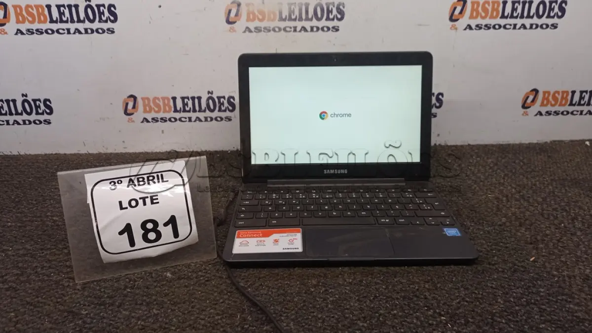 LOTE 181 - 01 CHROMEBOOK 16GB E.MMC MEMORIA 2GB LINHA CONNECT MARCA SAMSUNG SEM FONTE. (NO ESTADO) ATENÇÃO! FAZER A VISITAÇÃO ANTES DE ARREMATAR, NÃO SABEMOS SE FUNCIONA, LEILÃO NÃO TEM GARANTIA E NEM DEVOLUÇÃO, SUJEITO A POSSÍVEIS AVARIAS VISÍVEIS/OCULTAS E/OU AUSÊNCIA DE COMPONENTES.