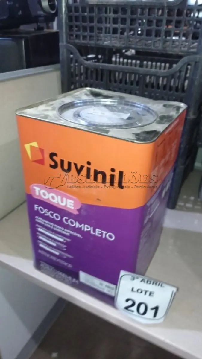 LOTE 201 - 01 BALDE DE TINTA ACRÍLICA DE 18L ACABAMENTO FOSCO BRANCO NEVE MARCA SUVINIL. (NO ESTADO) ATENÇÃO! FAZER A VISITAÇÃO ANTES DE ARREMATAR, NÃO SABEMOS SE FUNCIONA. LEILÃO NÃO TEM GARANTIA E NEM DEVOLUÇÃO, SUJEITO A POSSÍVEIS AVARIAS VISÍVEIS/OCULTAS E/OU AUSÊNCIA DE COMPONENTES.