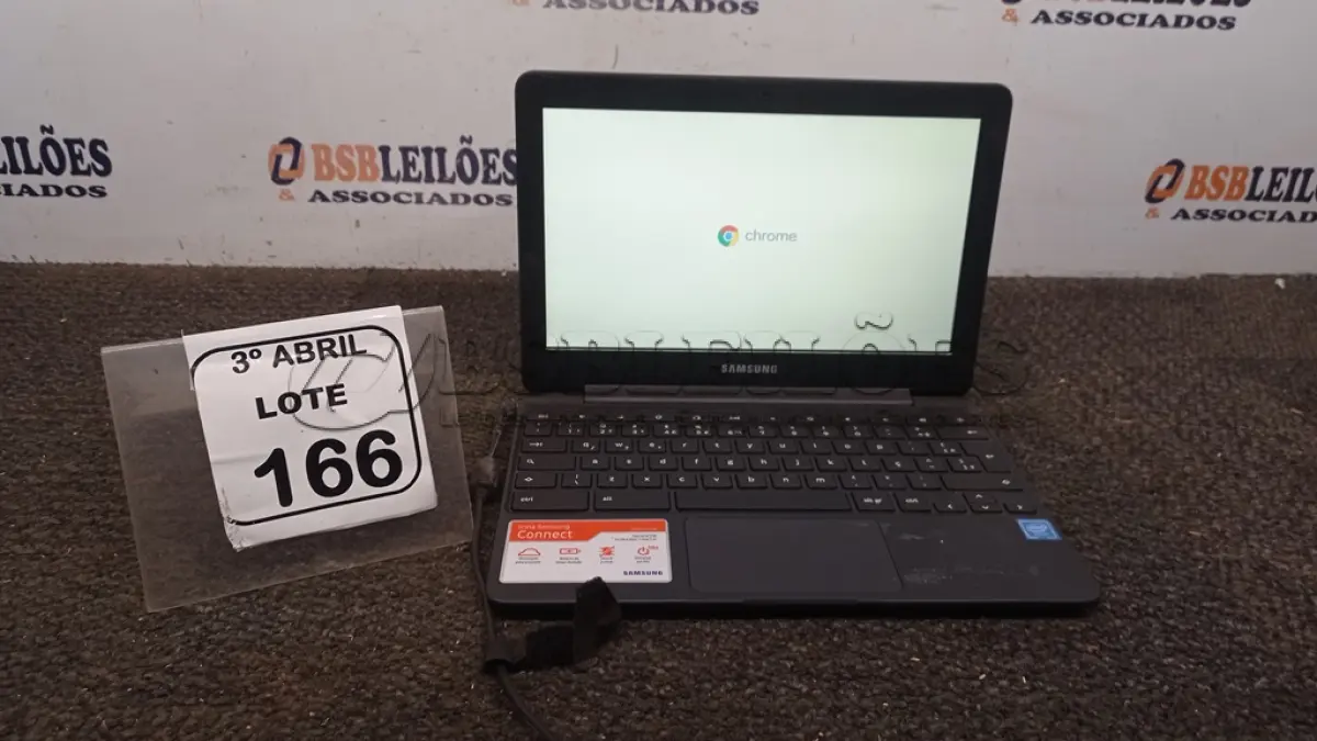 LOTE 166 - 01 CHROMEBOOK 16GB E.MMC MEMORIA 2GB LINHA CONNECT MARCA SAMSUNG SEM FONTE. (NO ESTADO) ATENÇÃO! FAZER A VISITAÇÃO ANTES DE ARREMATAR, NÃO SABEMOS SE FUNCIONA, LEILÃO NÃO TEM GARANTIA E NEM DEVOLUÇÃO, SUJEITO A POSSÍVEIS AVARIAS VISÍVEIS/OCULTAS E/OU AUSÊNCIA DE COMPONENTES.