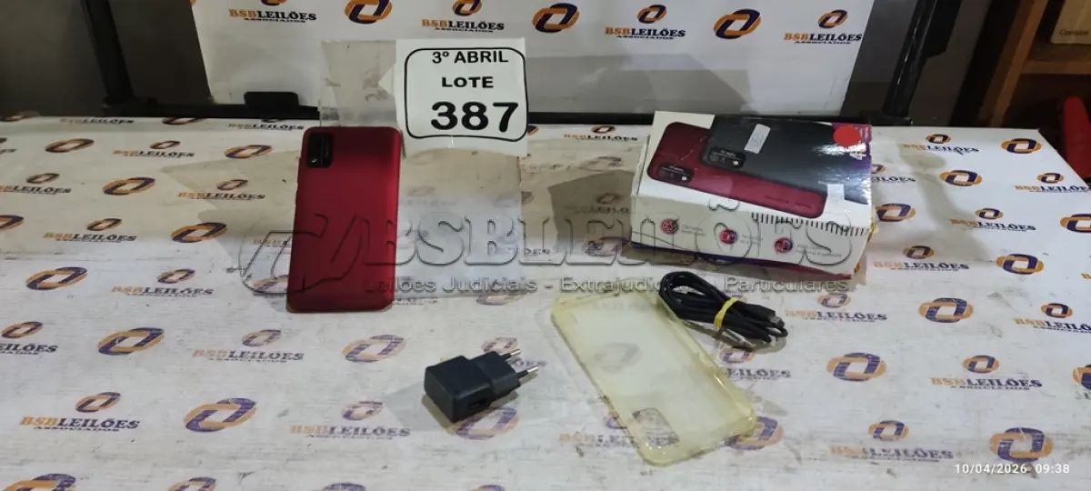 LOTE 387 - 01 SMARTPHONE COM CARREGADOR MODELO TWIST MARCA POSITIVO. (NO ESTADO) ATENÇÃO! FAZER A VISITAÇÃO ANTES DE ARREMATAR, NÃO SABEMOS SE FUNCIONA, LEILÃO NÃO TEM GARANTIA E NEM DEVOLUÇÃO, SUJEITO A POSSÍVEIS AVARIAS VISÍVEIS/OCULTAS E/OU AUSÊNCIA DE COMPONENTES.